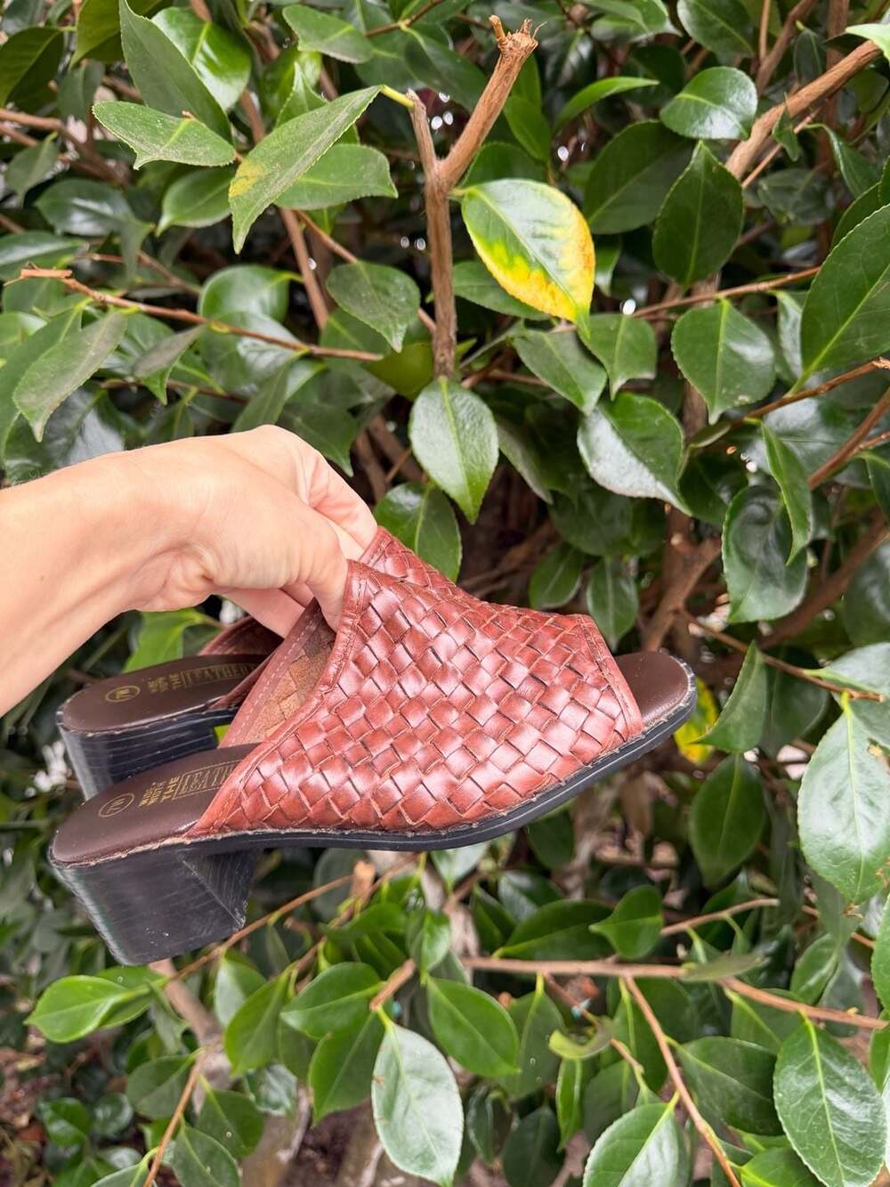 Vintage The Leather Collection Brown Woven Leather Open Toe Mules